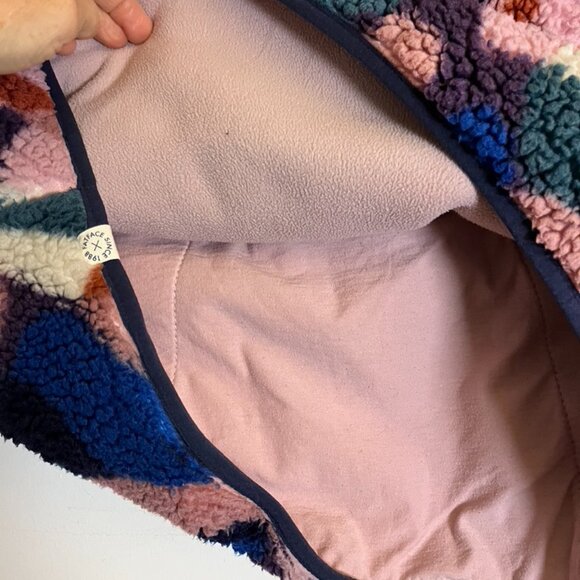 Fat Face Black Abstract Printed Fleece  1/4  Snap front Side Pockets Size Small - Picture 12 of 12